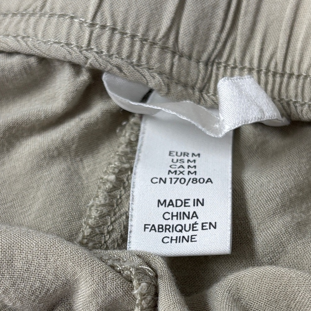 Chic Light Sage Wide-Leg Trousers - Picture 6 of 7